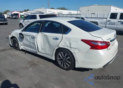 2016 Nissan Altima 2.5 Sv z USA, uszkodzony, nr VIN 1N4AL3AP6GC279834